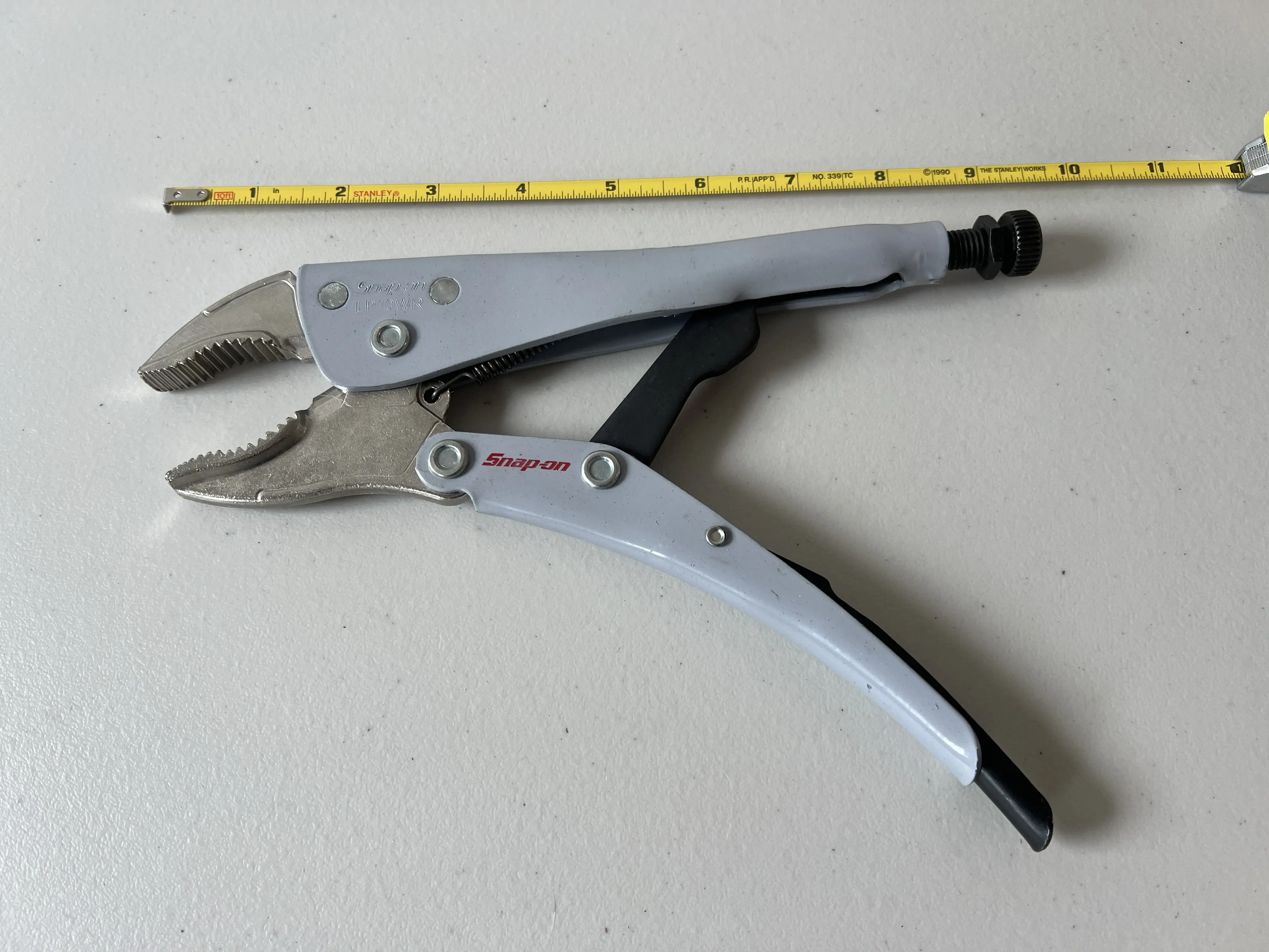 Snap-On Curved Jaw with Cutter Locking Pliers LP10WR