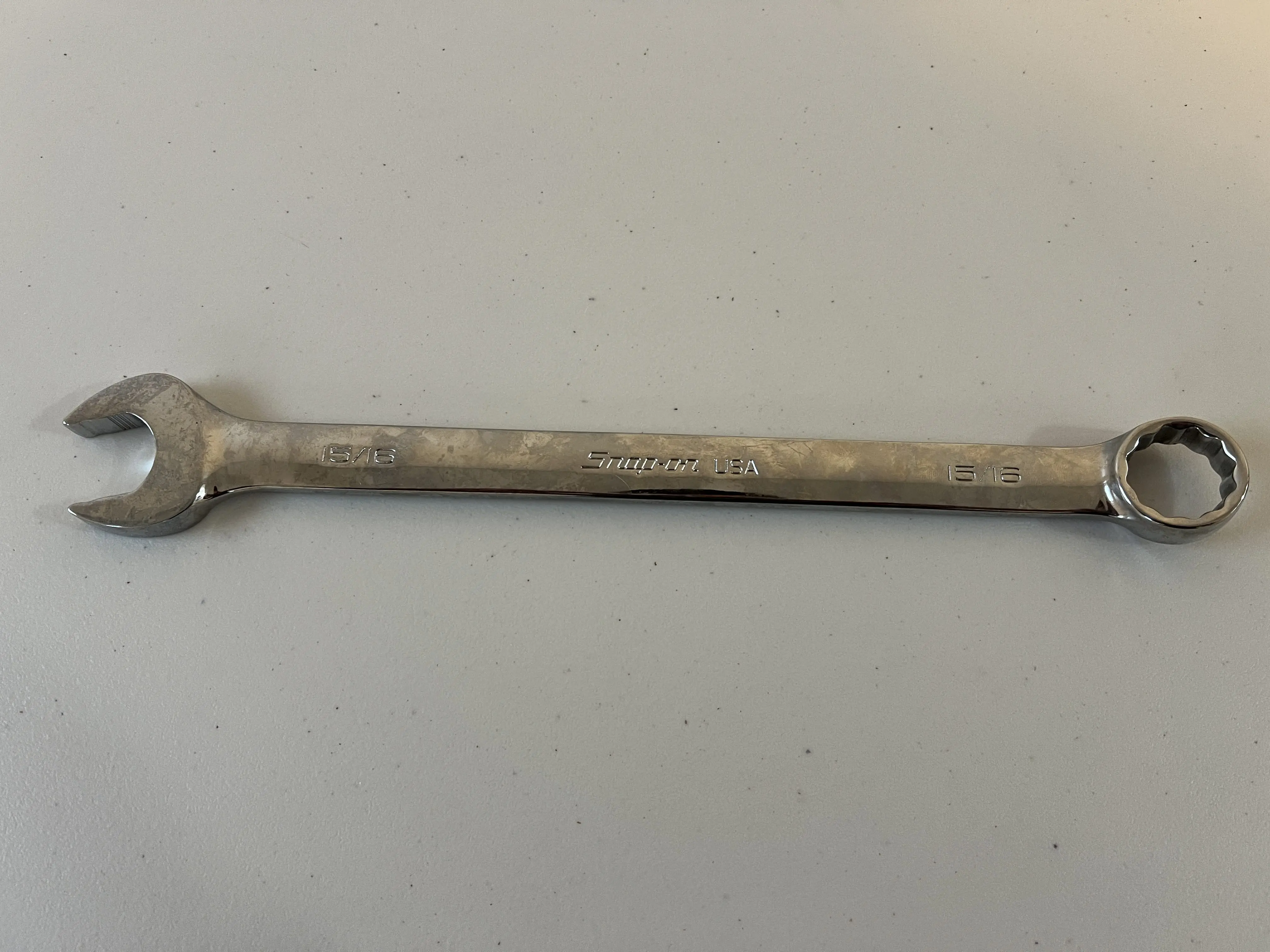 Snap-On 15/16" 12pt SAE Flank Drive Plus Standard Combination Wrench SOEX30