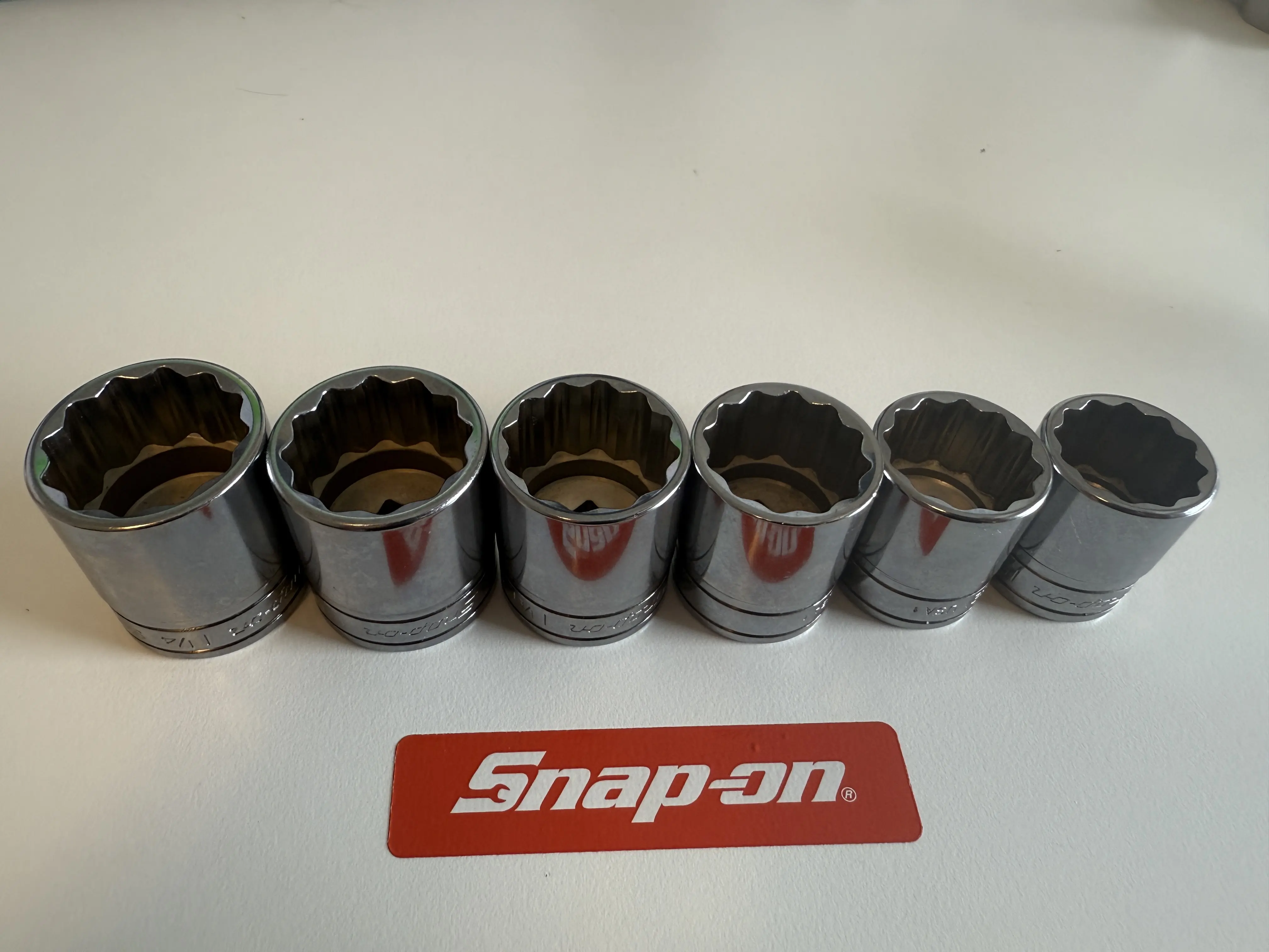 Snap-On Sockets 1/2" Drive 12pt 6pc (15/16, 1, 1 1/16, 1 1/8, 1 3/16, 1 1/14)