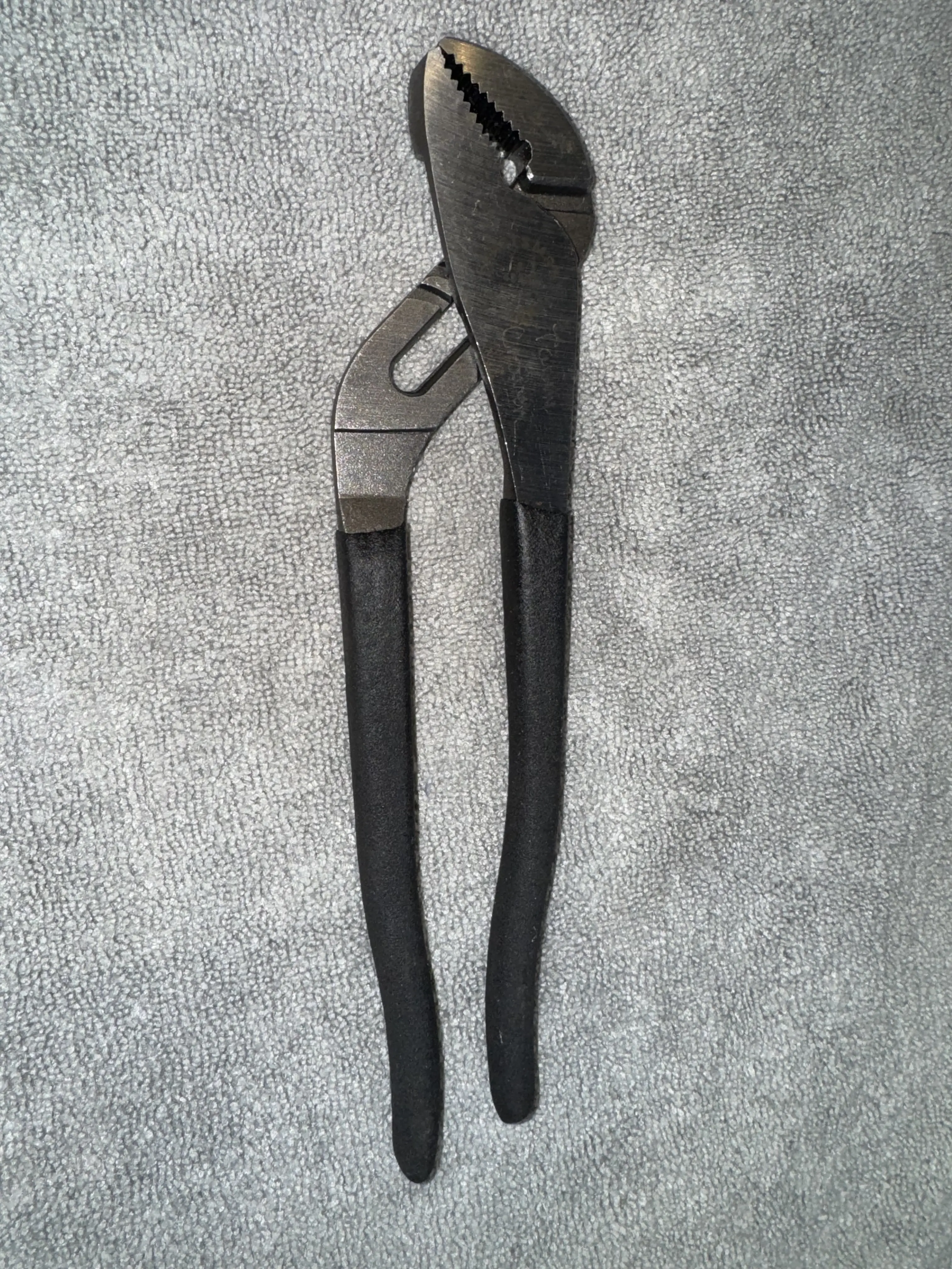 Craftsman Tools USA 10" Black Soft Grip 453810 Slip Joint Pliers